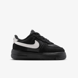NIKE Superge FORCE 1 LOW LV8 2 BT LACE 