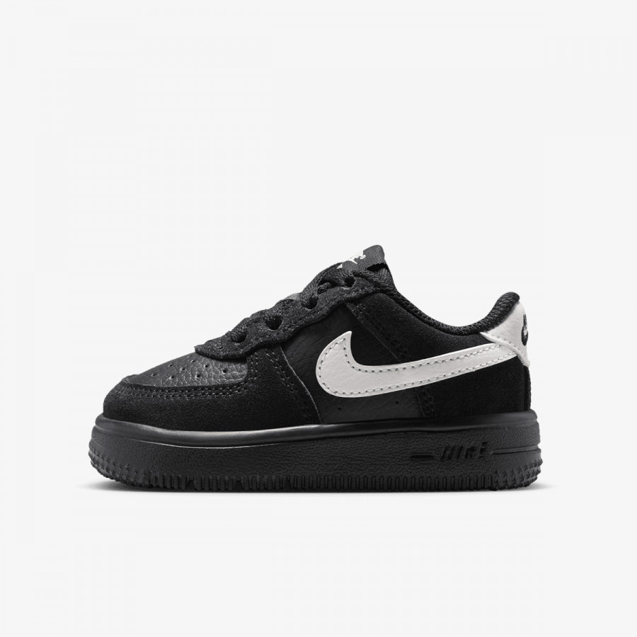NIKE Superge FORCE 1 LOW LV8 2 BT LACE 