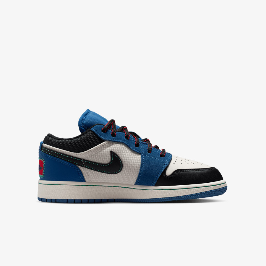 NIKE Superge AIR JORDAN 1 LOW SE (GS) 