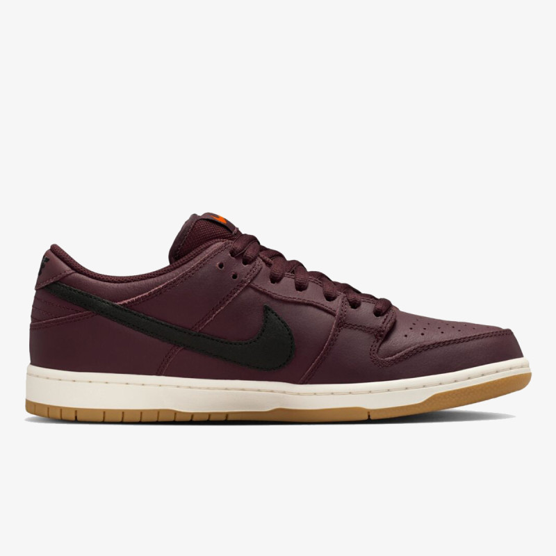NIKE Superge Dunk Low Pro 