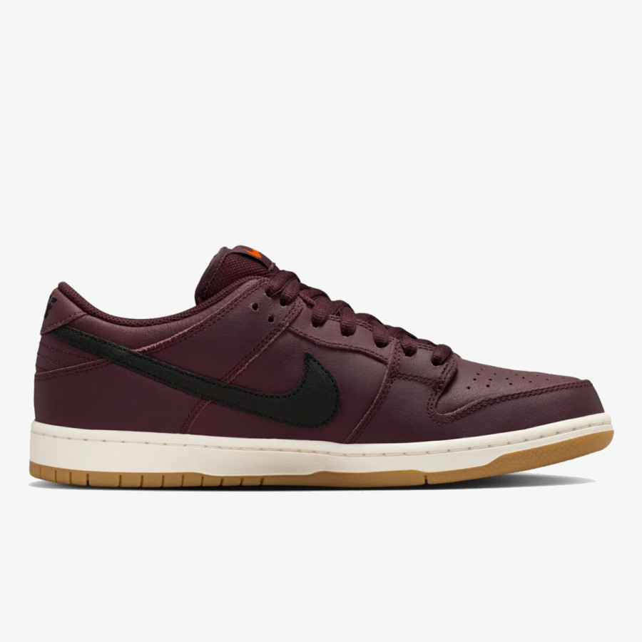 NIKE Superge Dunk Low Pro 
