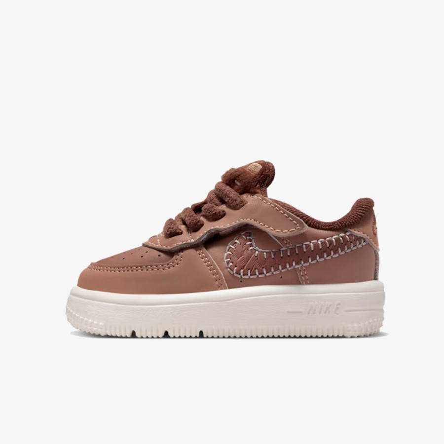 NIKE Superge FORCE 1 LOW EASYON LIL BT 