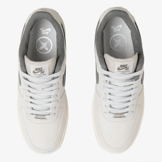 NIKE Superge NIKE SB AIR FORCE 1 YUTO 