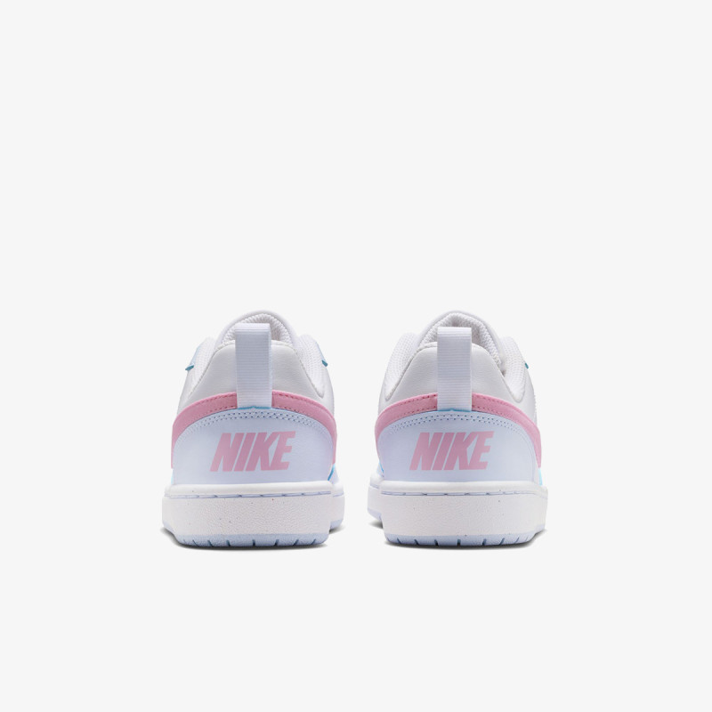 NIKE Superge Court Borough Essential Plus 