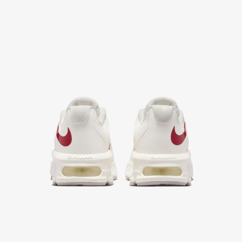NIKE Superge Fire 