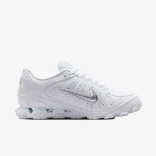 NIKE Superge Reax 8 