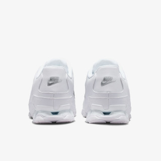NIKE Superge Reax 8 