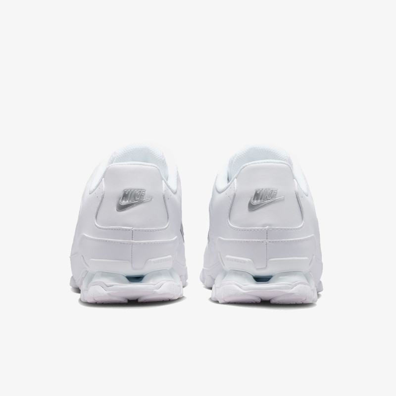 NIKE Superge Reax 8 