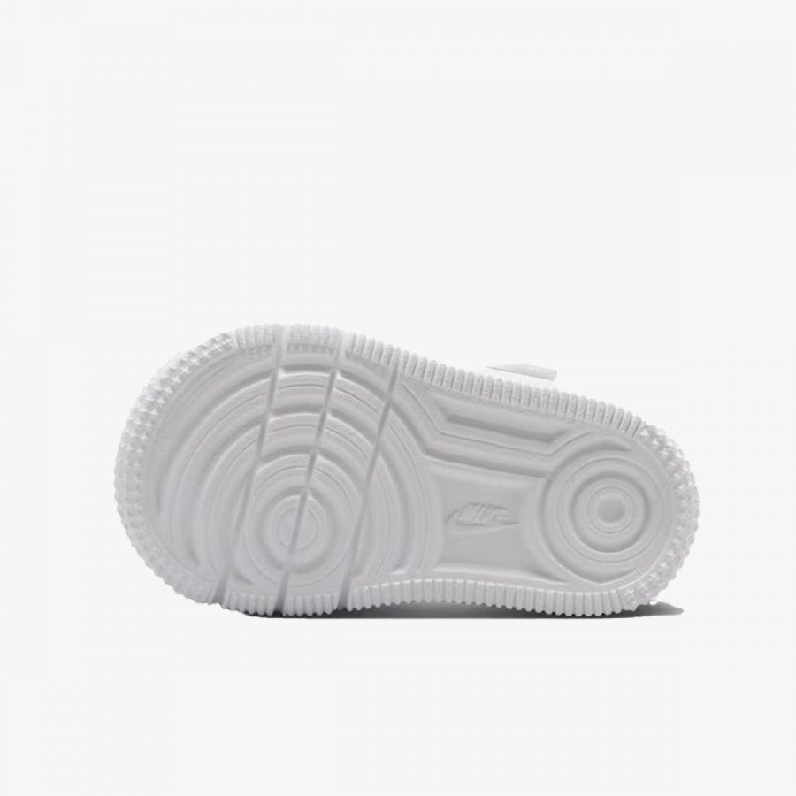 NIKE Superge FORCE 1 LOW EASYON GB BT 