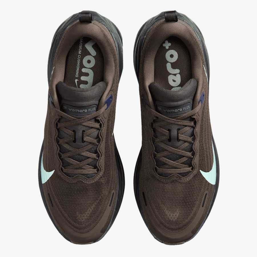 NIKE Superge NIKE VOMERO PLUS CN 