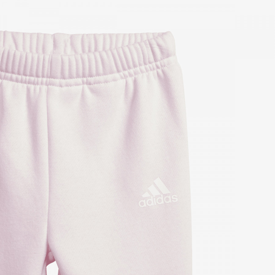 adidas TRENIRKA Essentials Lineage 