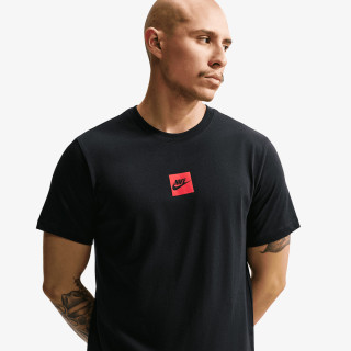 NIKE KRATKA MAJICA U NSW TEE STD CLUB FTRA BOX 