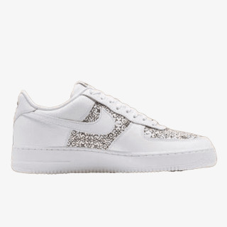 NIKE Superge NIKE AIR FORCE 1 '07 LV8 