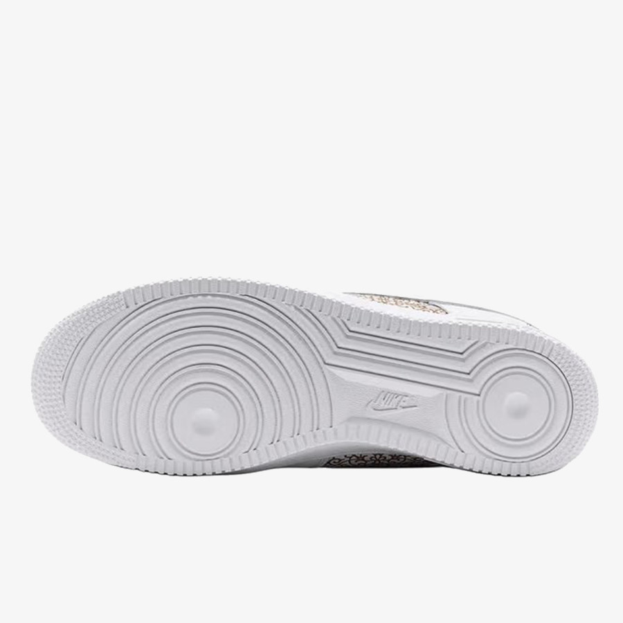 NIKE Superge NIKE AIR FORCE 1 '07 LV8 
