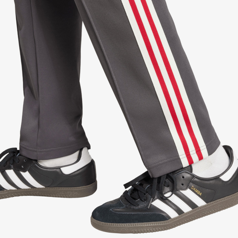 adidas SPODNJI DELI TRENIRKE Manchester United 