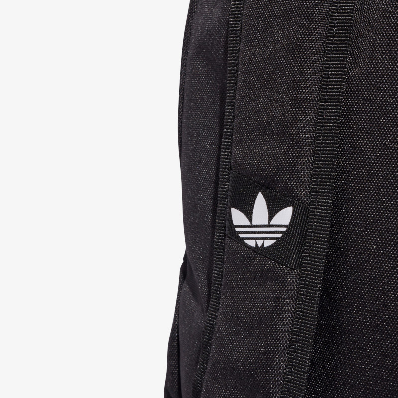 adidas Nahrbtnik Adicolor Classic 