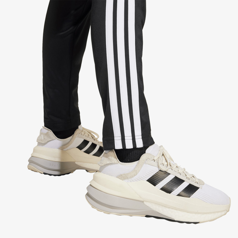 adidas TRENIRKA Essentials Tiberio 