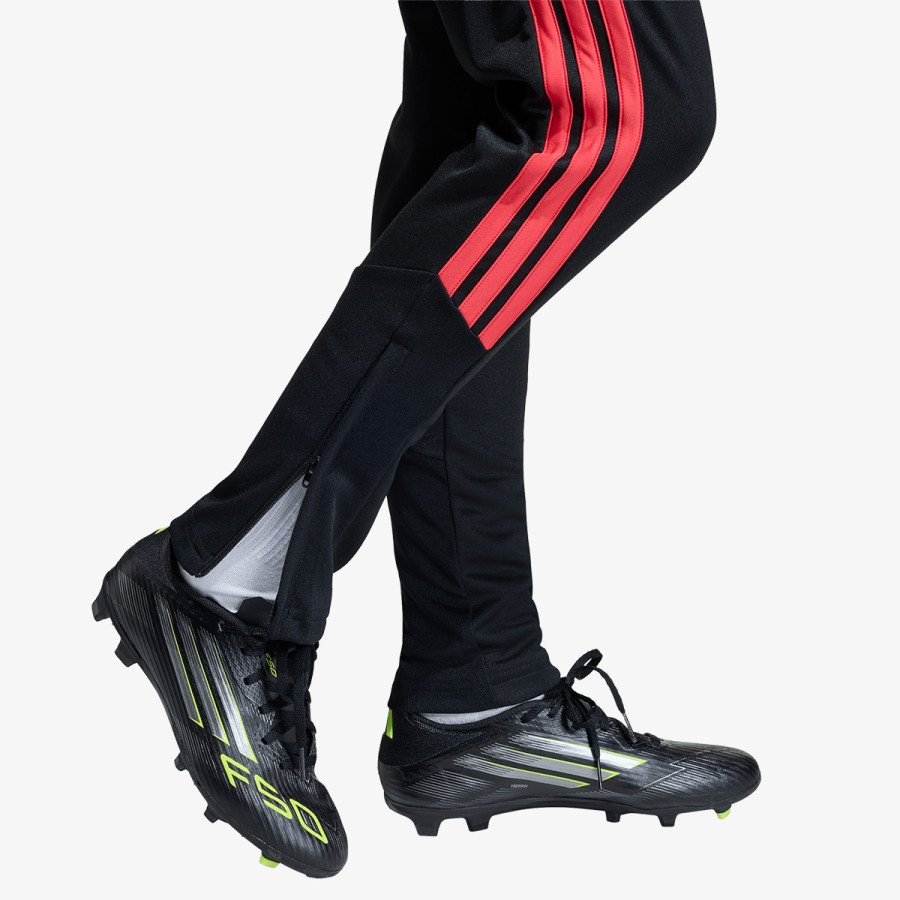 adidas SPODNJI DELI TRENIRKE TIRO26L  TRPTYS 