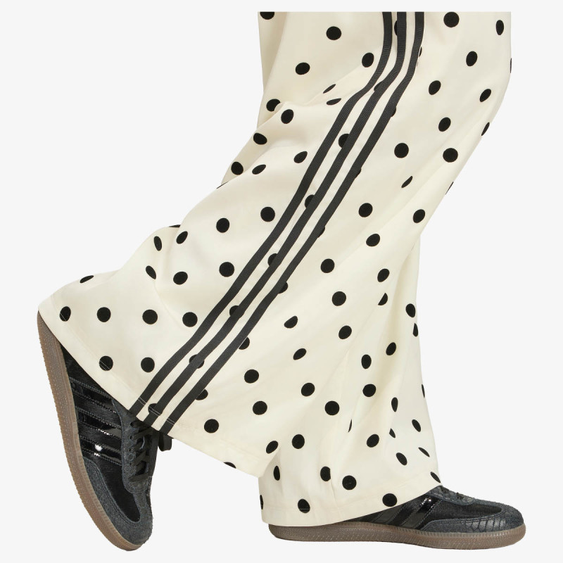 adidas SPODNJI DELI TRENIRKE WIDE LEG PANTS 