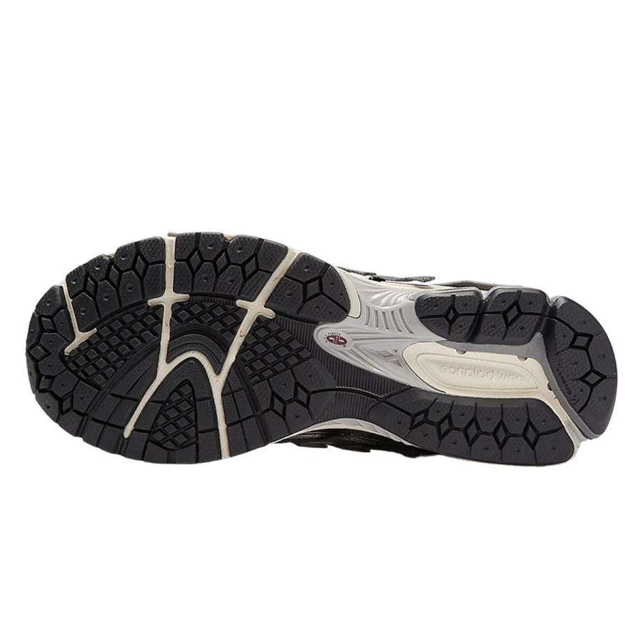NEW BALANCE Superge 1906A 