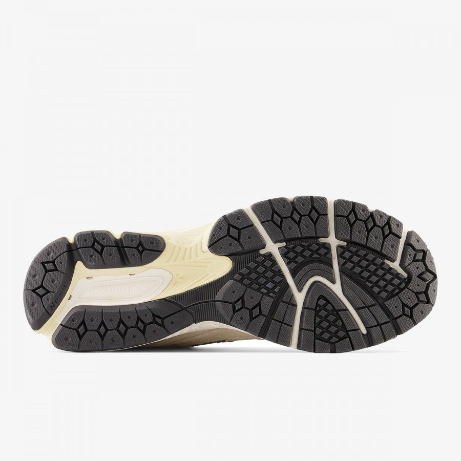 NEW BALANCE Superge 2002R 