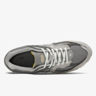 NEW BALANCE Superge 2002 