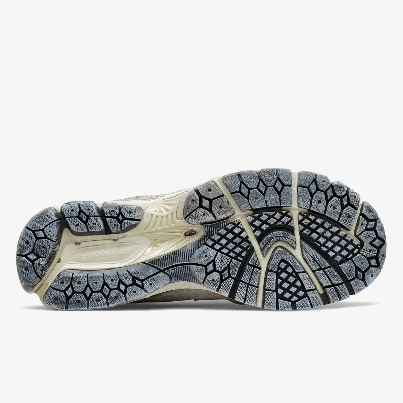 NEW BALANCE Superge 2002 