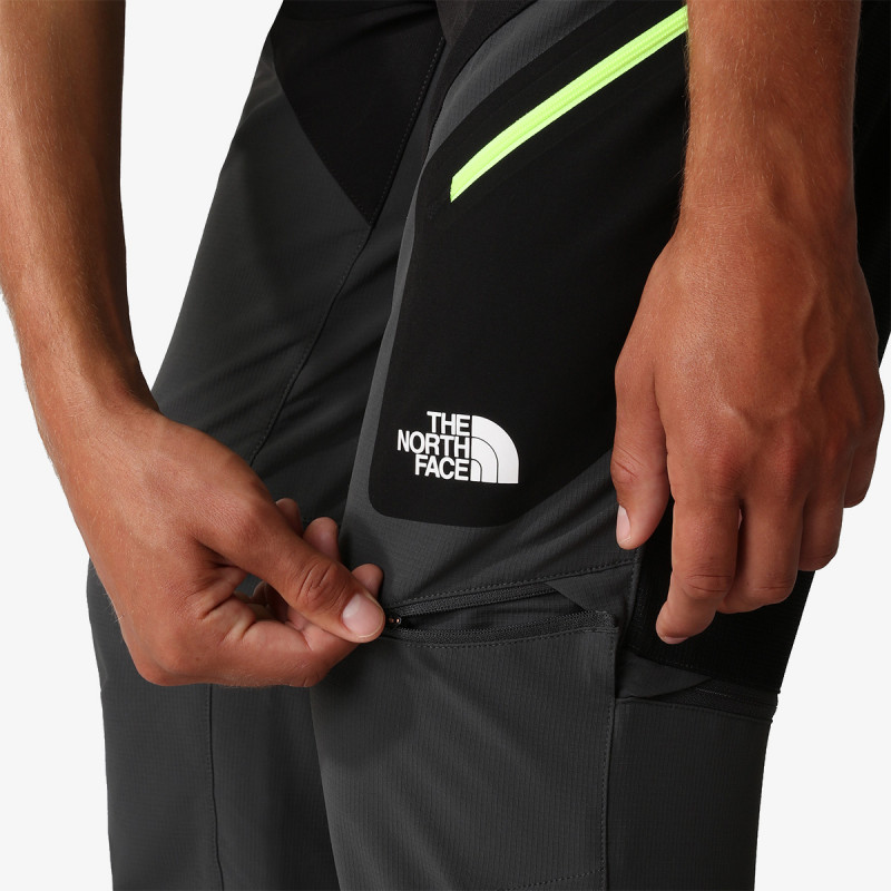 THE NORTH FACE HLAČE Men’s Stolemberg Convertible Slim Tapere 