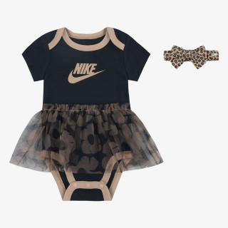 NIKE SET Your move 