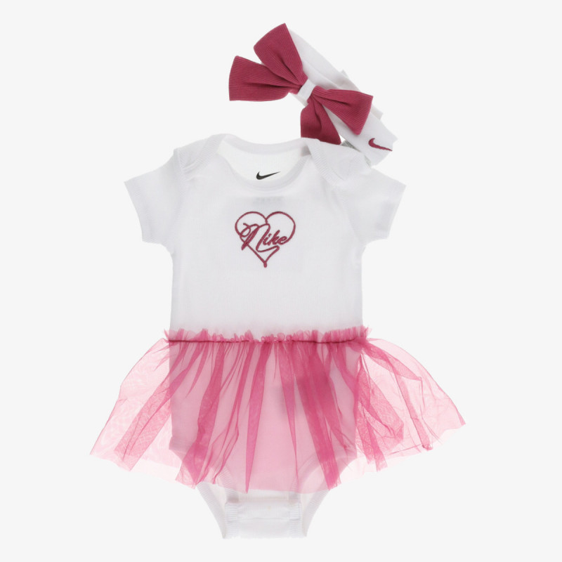 NIKE BODI On Pointe Box 