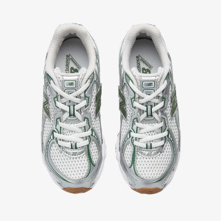 NEW BALANCE Superge K 740 