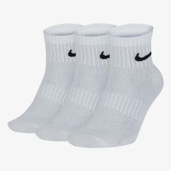 NIKE Nogavice NIKE Nogavice U NK EVERYDAY LTWT ANKLE 3PR 