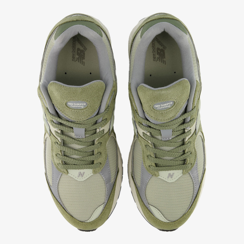 NEW BALANCE Superge 2002R 