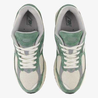 NEW BALANCE Superge 2002R 