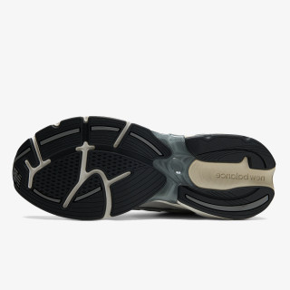 NEW BALANCE Superge 2010 