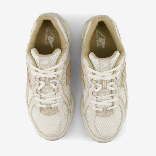 NEW BALANCE Superge U 740 