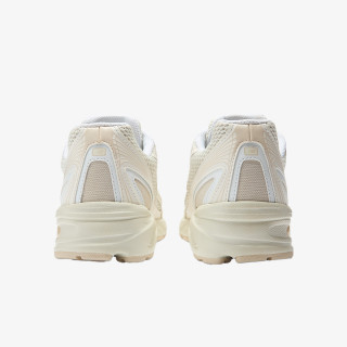 NEW BALANCE Superge 740 