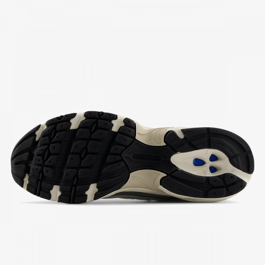 NEW BALANCE Superge 740 